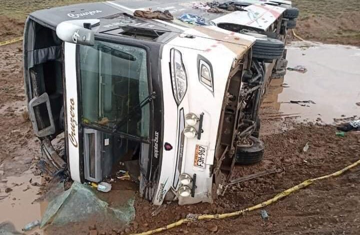 Bus que salia de cusco rumbo a arequipa se confundio