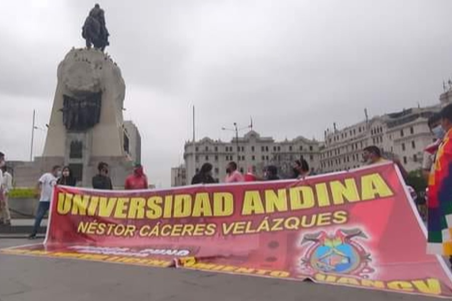 Comitivas de docentes y estudiantes de la UANCV que viajaron