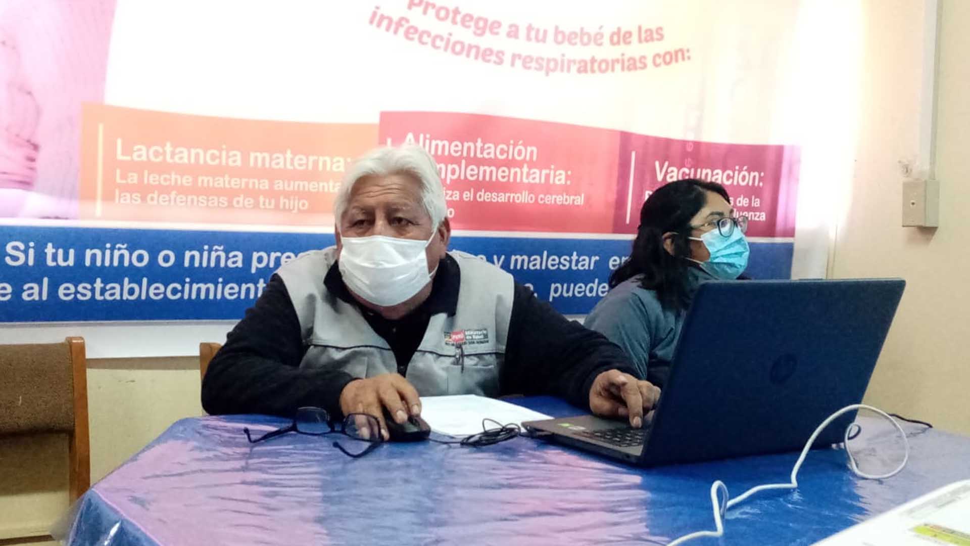 efe del area de Salud Publica de la Red de Salud San Roman Percy Casaperalta