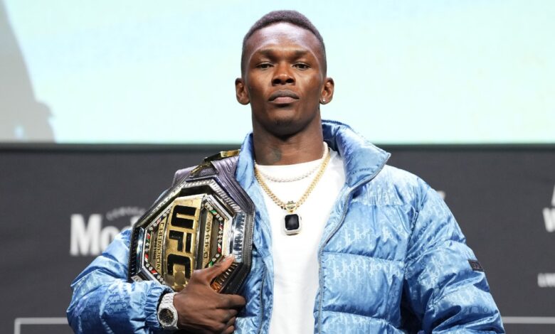 1644603137 israel adesanya niega que este tratando de superar el legado