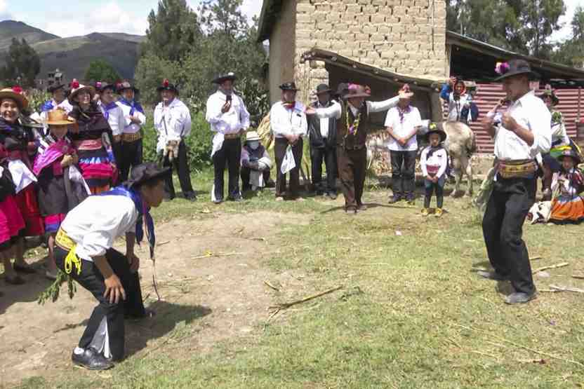 Costumbres Ancestrales Takanakuy de los ancestros reviven en la zona