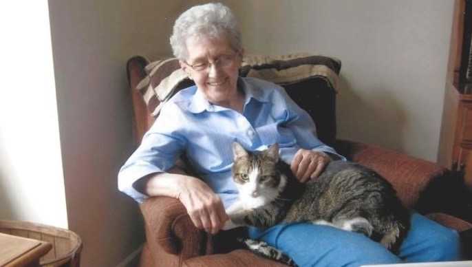 Una anciana y su gato eran tan inseparables que murieron