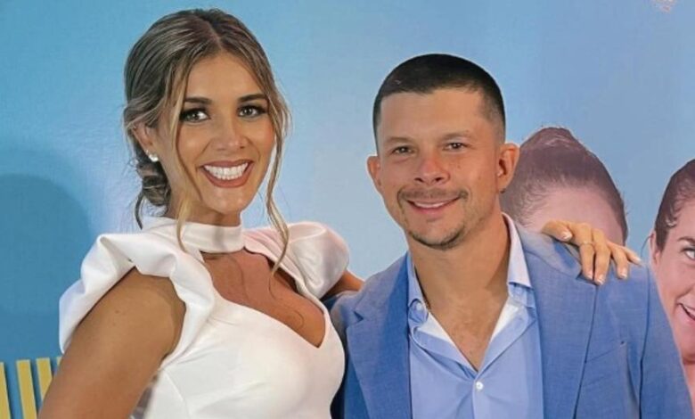 1650127044 korina rivadeneira le dedica romantico mensaje a mario hart por