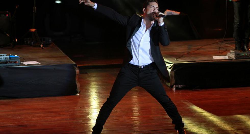 1650844524 David Bisbal feliz tras presentar su version del clasico Se