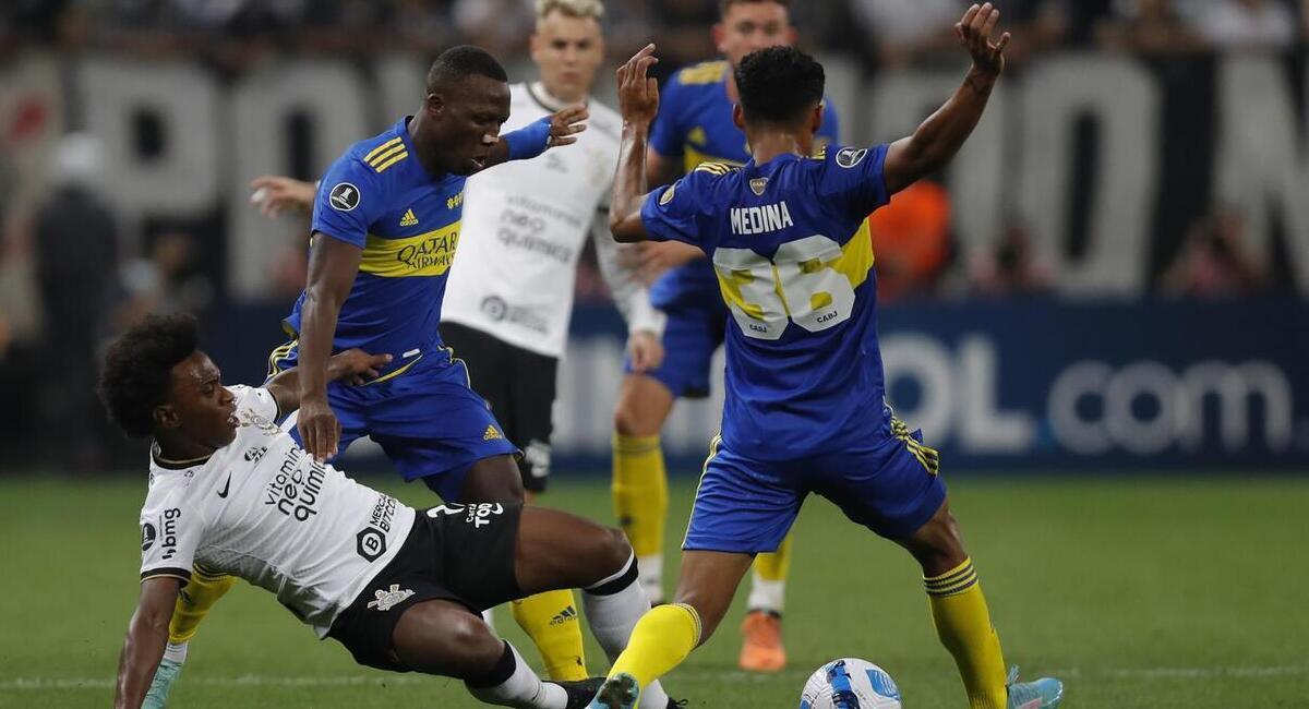 Con Luis Advincula Boca Juniors salvo a la Libertadores del