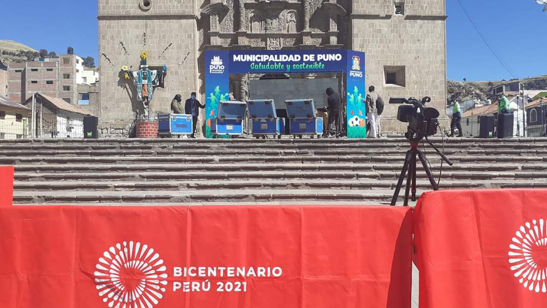 Puno Aficionados podran ver Peru vs Australia a traves de