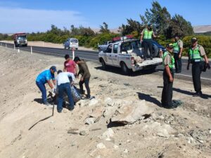 1666668614 730 camion perdido y volcado deja muertos a pareja suegro y