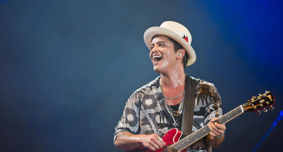 Bruno Mars se retira de asistir a los Grammy.webp