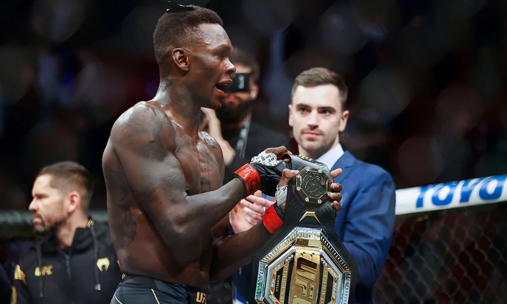 El manager de Israel Adesanya aclara la situacion del