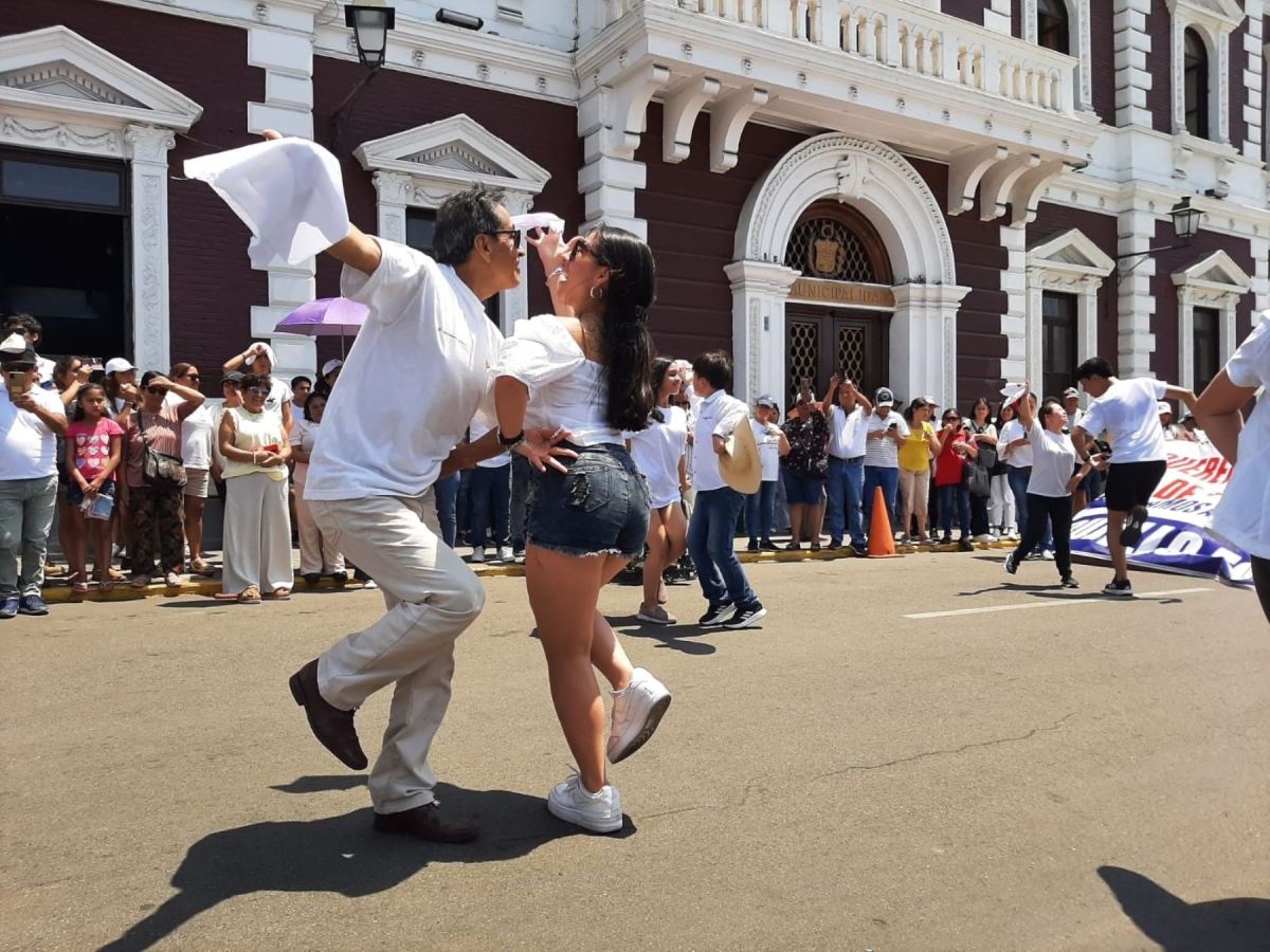 Trujillo perderia S477M477M si el Concurso Nacional de Marinera fuera