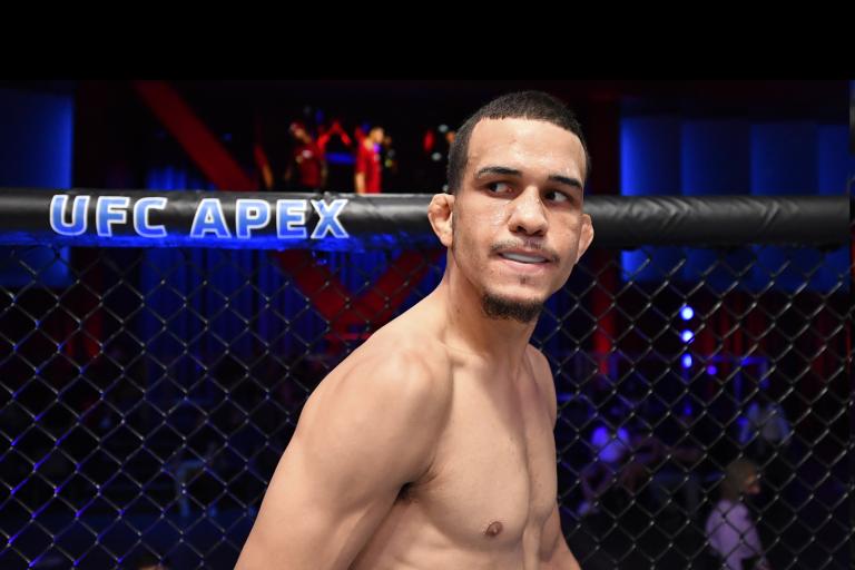 Carlos Candelario vs Rafael Estevam se agrego a UFC Fight