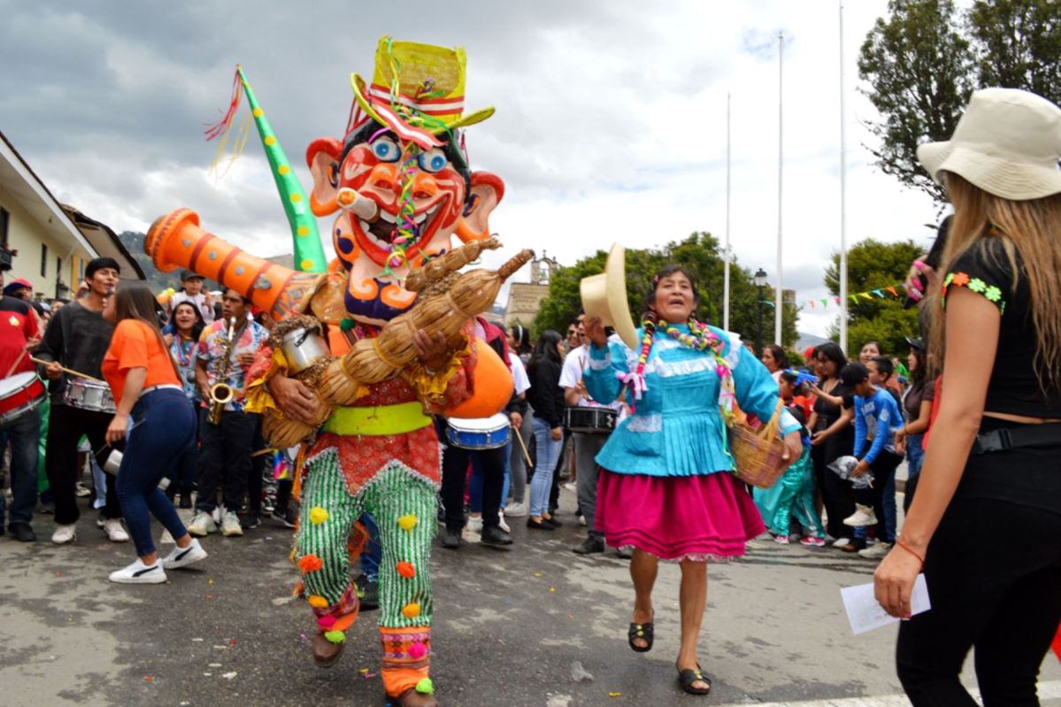 Carnaval de Cajamarca Disfruta de esta celebracion de aniversario y