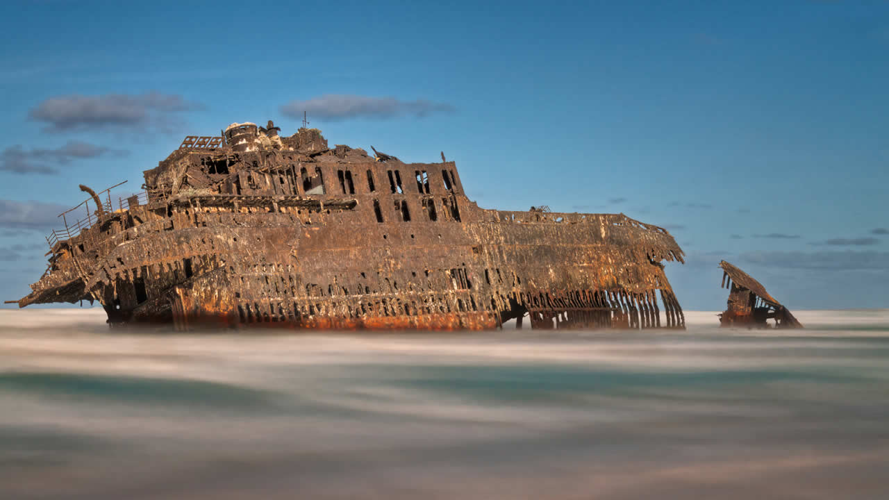 naufragio barco perdido reaparece playa massachusetts portada