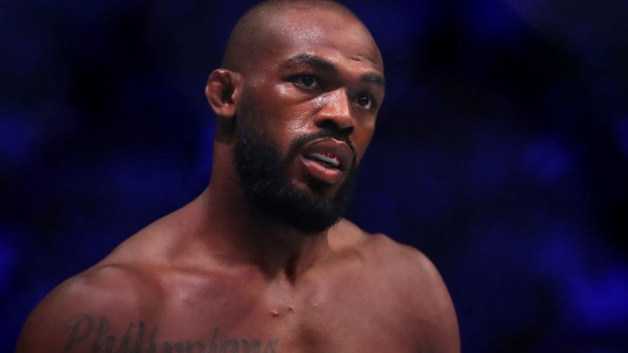 Jon Jones cuestiona la mentalidad de Ciryl Gane antes de