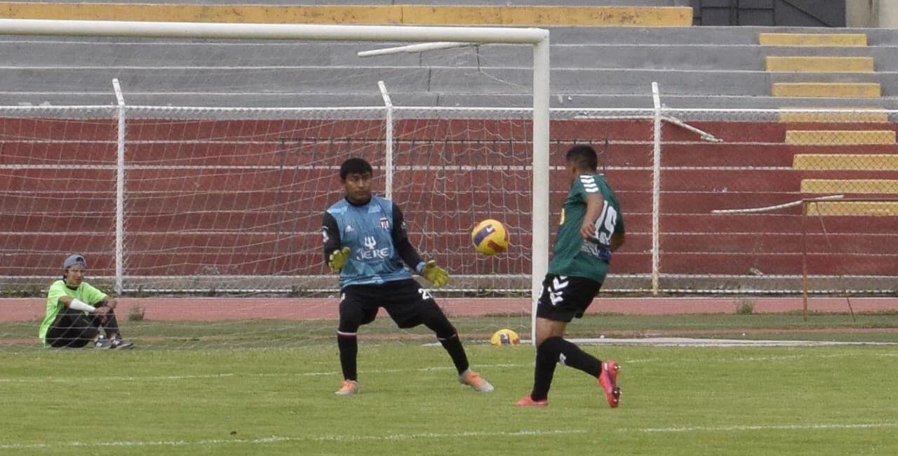 Sportivo Huracan y Aurora debutaron con goles en la Copa