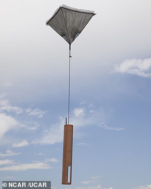 1682109332 983 una foto filtrada por la fuerza de tareas ovni del