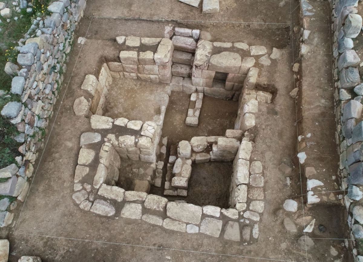 Arqueologos peruanos encuentran un segundo bano del Inca en Huanuco