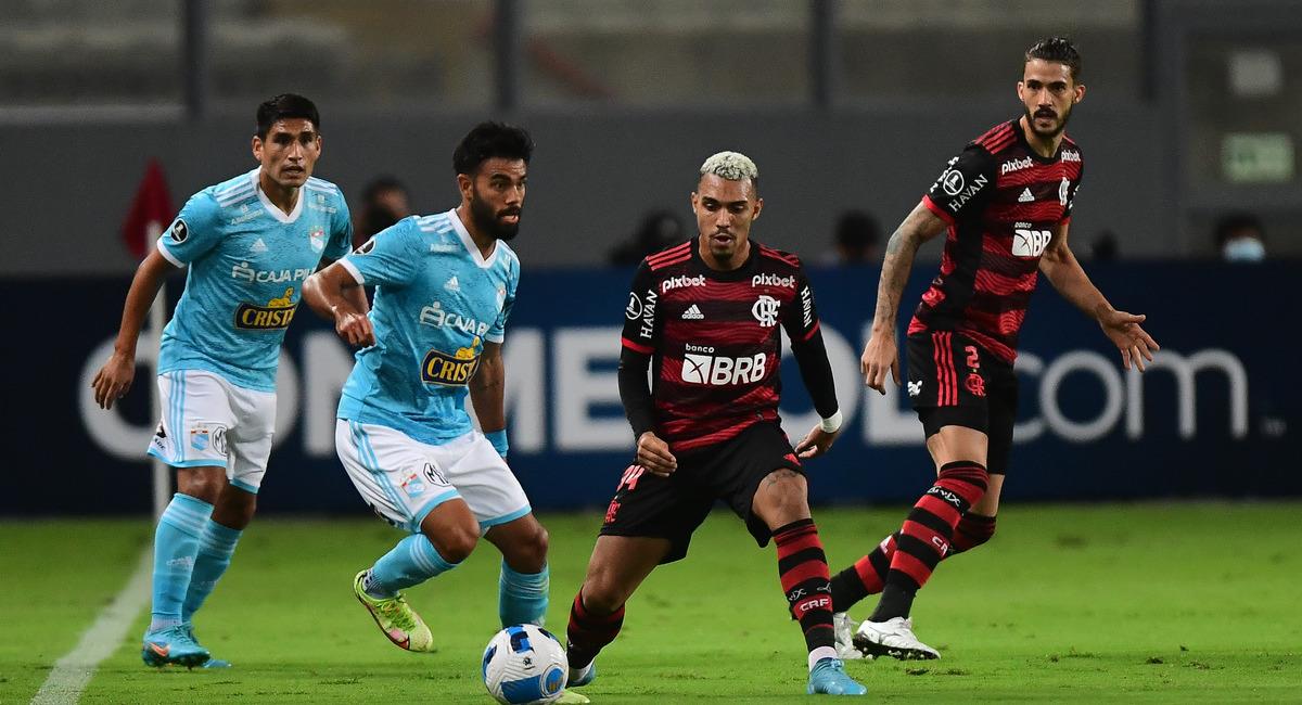 Sporting Cristal vs equipos brasilenos en Lima