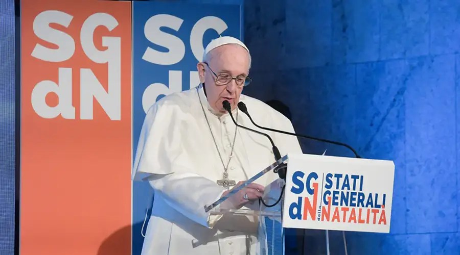 Discurso del papa francisco a los estados generales de la natividad