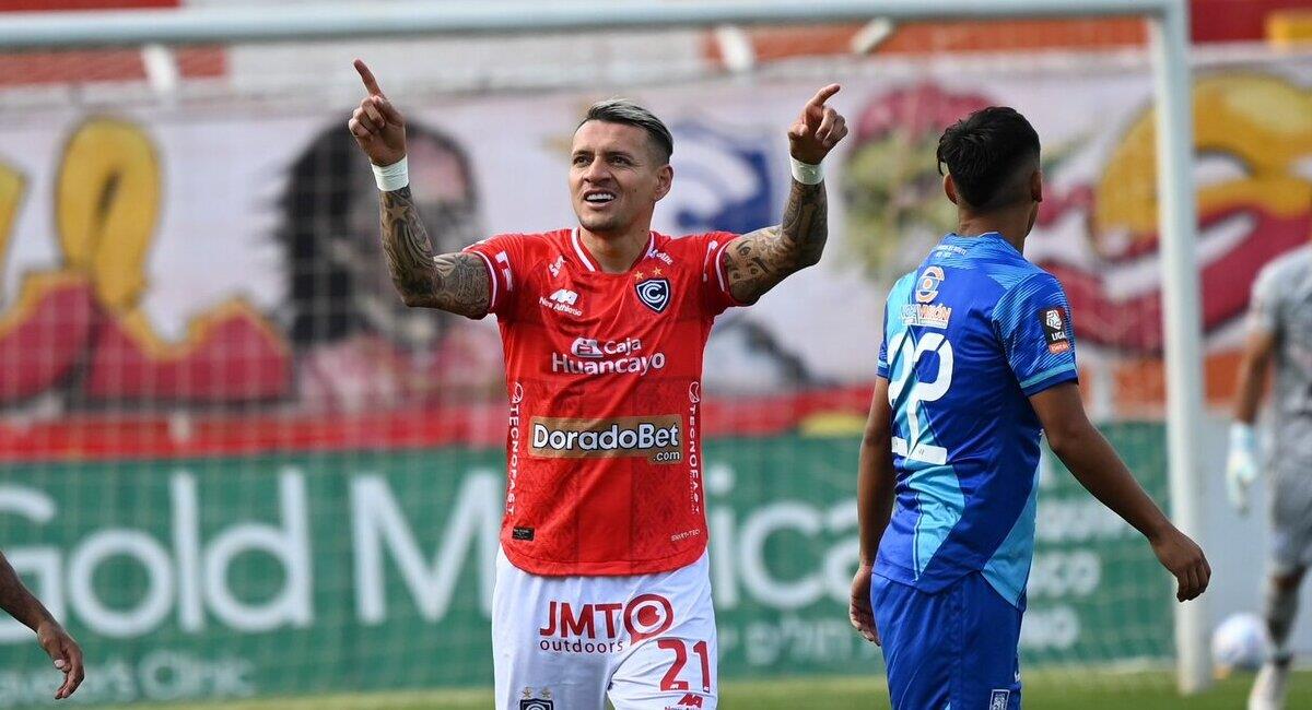 Carlos Garces lidera la victoria de Cienciano