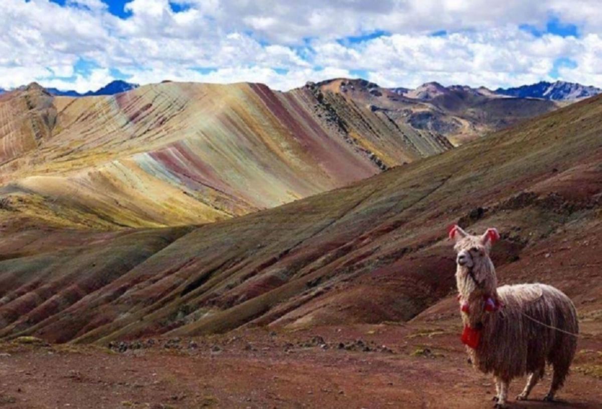 Palccoyo dejate encantar por las montanas de colores que son