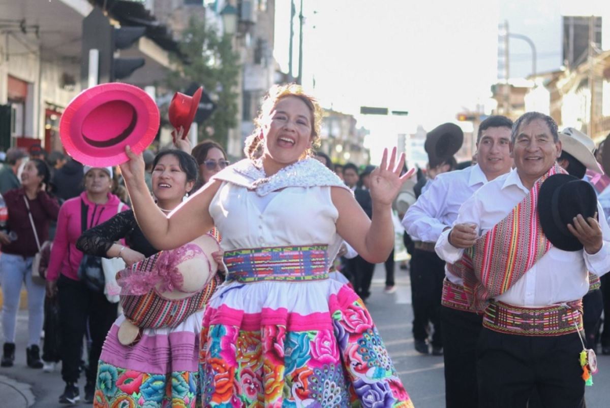 Huancayo la ciudad incontrastable y con la gente mas feliz